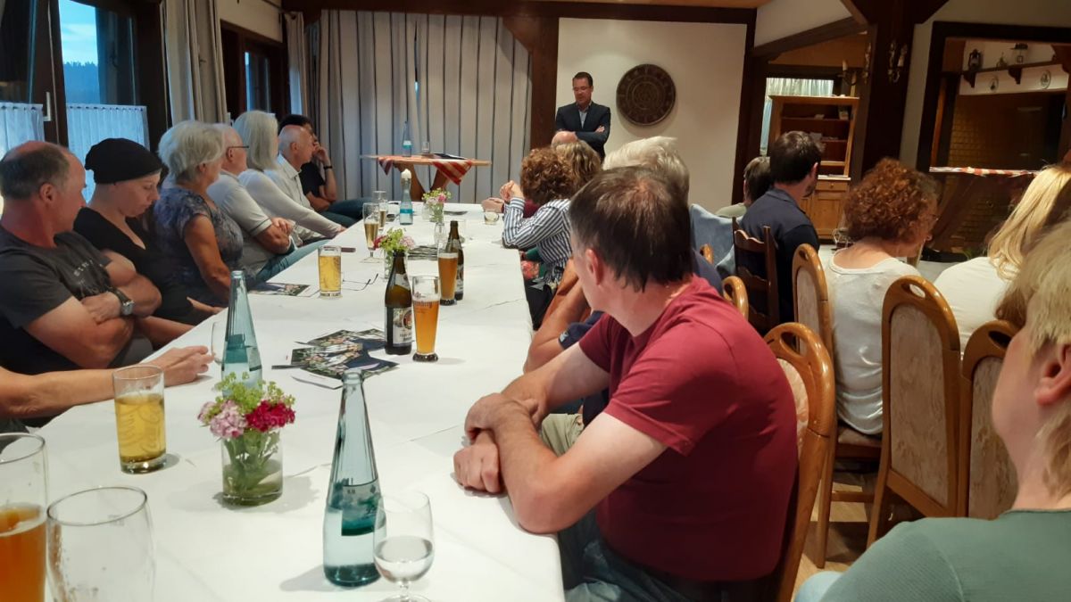 Informationsveranstaltung im Romantischen Schwarzwaldhotel Informationsveranstaltung im Romantischen Schwarzwaldhotel